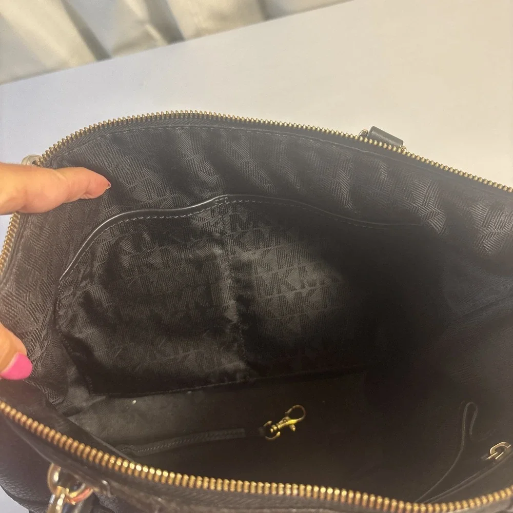 Michael‎ Kors Jesse Large Satchel Shoulder Bag Black Pebble Leather Purse